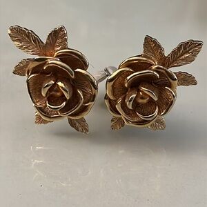 Vintage Sarah Cov Gold Rose Flower Clip Earrings